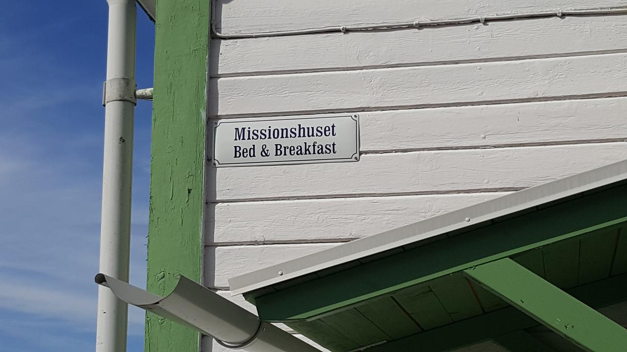 Missionshuset Bed & Breakfast ซันด์ฮัมน์ ภายนอก รูปภาพ